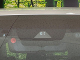 【トヨタセーフティセンス】走行中に前方の車両等を認識し、衝突しそうな時は警報とブレーキで衝突回避と被害軽減をアシスト。より安全にドライブをお楽しみいただけます。