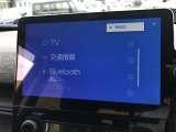 Bluetooth(ブルートゥース)接続機能付き。スマートフォンなどからお気に入りの音楽をワイヤレス再生できます。ドライブがさらに楽しくなりますね。