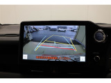 ■バックカメラ■ モニターを見ながら車庫入れやバック運転ができるので、車庫入れが苦手な方や大きな車を運転する際にも安心!現在のバックカメラは小型になってあまり目立ちません。視野も広く、オススメです!