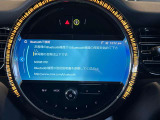 アップルカープレイ装備!!Bluetooth機能も付いておりますので、音楽再生も楽々です♪