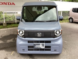 お客様に安全で快適なカーライフをお送りいただくために、中古車にも高いレベルの品質基準を設け、その基準に従って、全ての中古車について納車前整備を実施しています。
