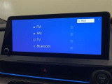AM/FMチューナー、フルセグTV、Bluetooth接続、USB入力(動画・音楽再生/給電)、スマートフォン連携機能を標準装備!機能の詳細につきましては、展示店舗までお尋ねください。