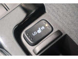 シートヒーター装備付き車!!座席に埋め込まれた電熱線によりシートを暖めることが出来る装備で、温められたシートは、寒い冬には最適です!!