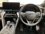 見通しのよいすっきりとした視界で、誰でも運転しやすいです。運転のしやすさは疲れにくさにも繋がりますよ♪