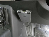 ETC車載器付きです。高速道路の料金所もスムーズに通過できます。※セットアップ費用は別途必要です。