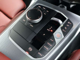 BMWライフをさらに素晴らしいものにするために、BMWカードもご用意しております。ご利用金額1,000円ごとに1ポイントたまります。BMW正規ディーラーでのご利用につきましてはポイントが2倍になります。