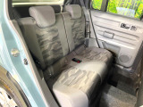 高品質なオリジナルフロアマットもオプションにてご用意しております。お好きなデザインやカラーをお車に合わせて選んでいただくことができます♪