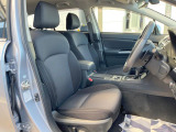 ドライバーによって運転しやすいポジションは異なり、あの車はどうなのか不安なこともありますよね。気になるお車は店頭で乗り込んでご確認いただけます♪