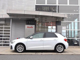 A1スポーツバック 25 TFSI アドバンスド 