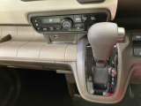 納車前にはプロのメカニックが、各部の点検を行います。ディーラーにしか出来ない品質、そしてサービスできっと満足していただけると思います!