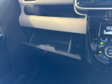 収納もバッチリ!小物が散乱しがちな車内もスッキリさせる事ができますね♪