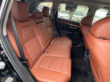納車時には安全かつ安心して気持ち良くお乗り頂けるよう、ホンダ専門知識を持つ整備スタッフが納車整備、装備の説明をしてお渡ししております!!