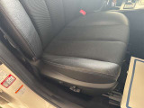 運転席シートコンディション良いです