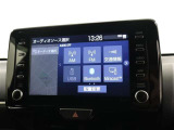 ディスプレイオーディオを装備。スマホとクルマをつなぐことで、これまでのナビに加えて、いろんなサービスが楽しめます。