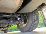 お車を安心してお乗りいただく為には、足回りの定期点検が欠かせません。サービスサポート(有償保証)では無料点検もご提供しており、安心のカーライフをお過ごしいただけるサポート体制が整っています。