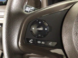 ステアリングリモコンは、運転中でも簡単に音量調整やチャンネル変更もできます!わき見運転防止にもつながるので安心です♪