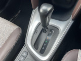 【 シフト 】スムーズなシフトチェンジで快適にお車を操縦していただけます!//