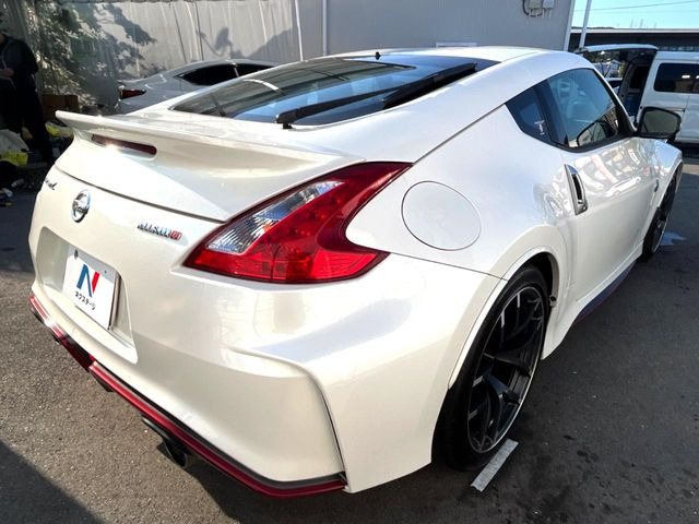 日産 フェアレディZ ニスモ の中古車詳細 (33,100km, ブリリアント