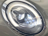 ●LEDヘッドライト:夜間走行時も良好な視界を確保し安心して運転できる高輝度LEDヘッドライトを装備!点灯速度が早く、消費電力も抑えられています。