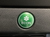 ★ECONスイッチ★ エコドライブを加速しよう!スイッチをONにすると、運転の仕方によるロスを抑え込み燃費をよくするようクルマが頑張ります(*^ー^*)燃費向上にチャレンジ♪