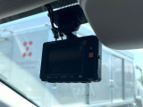 【ドライブレコーダー】ドライブレコーダー装備!走行中はもちろん、あおり運転や事故に遭遇した際、映像で記録し、万一のリスクに備えます。※記録用SDカードはお客様ご自身でご準備いただく必要があります。