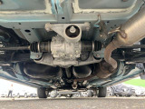 下回りの状態です。錆が少ない車です。