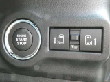 両側電動スライドドアで乗り降りも楽々です♪