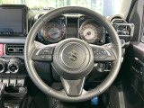 【純正革巻きステアリング】上質な革を使用することで、手にしっかり馴染みとても運転しやすいハンドルです♪
