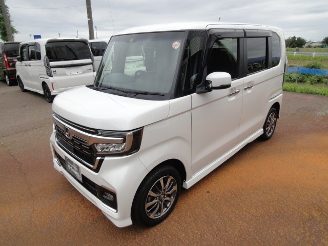 ホンダ N-BOXカスタム 