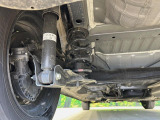 お車を安心してお乗りいただく為には、足回りの定期点検が欠かせません。サービスサポート(有償保証)では無料点検もご提供しており、安心のカーライフをお過ごしいただけるサポート体制が整っています。