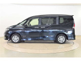 トヨタならではの「3つの安心」をセットにした『トヨタ認定中古車』です。「まるごとクリーニング」「車両検査証明書」「ロングラン保証」付き。