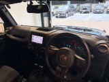 見晴らしの良い運転席で、室内空間も広くなっております。