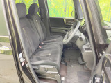 運転席シート廻りは使用感も少なく、良好な状態となっています。丁寧に使われていたことがよくわかりますね。