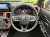 【純正革巻きステアリング】上質な革を使用することで、手にしっかり馴染みとても運転しやすいハンドルです♪