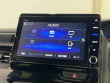 【オーディオソース】フルセグTV、CD/DVD再生、Bluetooth接続など多様な機能でドライブが楽しめます。