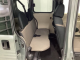 乗車人数や荷物の量、車内での過ごし方に合わせて、シートのレイアウトを変更できます。