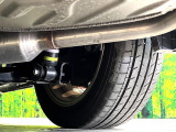 お車を安心してお乗りいただく為には、足回りの定期点検が欠かせません。サービスサポート(有償保証)では無料点検もご提供しており、安心のカーライフをお過ごしいただけるサポート体制が整っています。