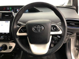 ハンドルは車を運転する上で、ずっと握っている重要なパーツです。手にフィットする物がいいですよね♪