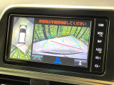 【パノラミックビューモニター】専用のカメラにより、上から見下ろしたような視点で360度クルマの周囲を確認することができます☆死角部分も確認しやすく、狭い場所での切り返しや駐車もスムーズに行えます。
