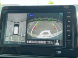 【アラウンドビューモニター】車両周辺をモニターで確認できて、駐車が苦手な人でもスムーズに駐車できます