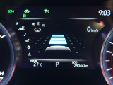 【レーダークルーズコントロール】高速道路での長距離走行が楽に!!自動で速度を保つクルーズコントロールが、衝突軽減システムと連携し、前方の車両を感知して車間を保つように速度調節してくれます!!
