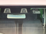 【スズキ セーフティサポート】走行中に前方の車両等を認識し、衝突しそうな時は警報とブレーキで衝突回避と被害軽減をアシスト。より安全にドライブをお楽しみいただけます。