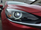 LEDヘッドライトで夜間も安心して運転ができます☆