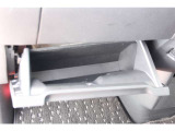 グローブBOX