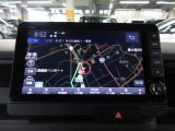 ナビゲーションを装備。多彩な機能で快適ドライブをアシスト。オーディオ機能も充実していますね。