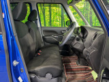 運転席シート廻りは使用感も少なく、良好な状態となっています。丁寧に使われていたことがよくわかりますね。