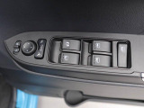 当社は購入後のアフターケアを大切にしております。納車後、1ヶ月無料点検、半年ごとにあんしん点検、12ヶ月法定点検の誘致をします。また車検までの点検をセットにした『ワンダフルパスポート』を販売中です。