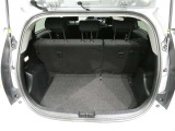 開口部の広いラゲージスペースは、ゴルフバックなどの荷物もラクラク積み込めます。
