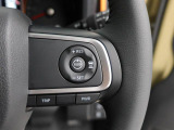 D assist 切替ステアリングスイッチ搭載。パワーモードで余裕のある軽快な走りを、エコモードで燃費重視のスマートな走りを。2つの走行モードをワンタッチで選択できます