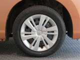 R8年式夏タイヤ165/65R14ダンロップ製です。